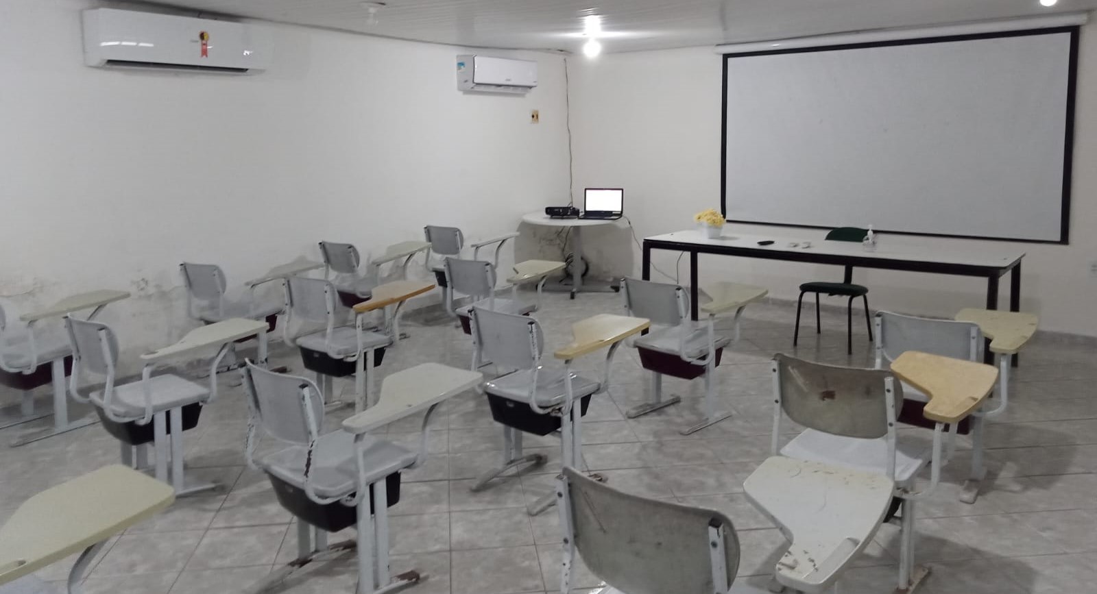 Sala de aula - Conde
