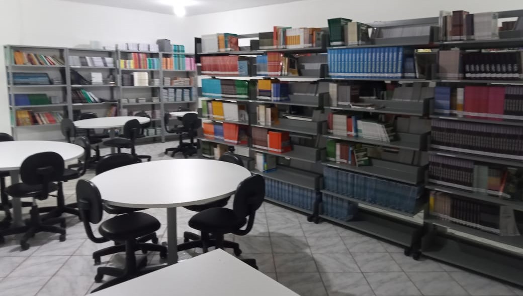 Biblioteca Polo Conde