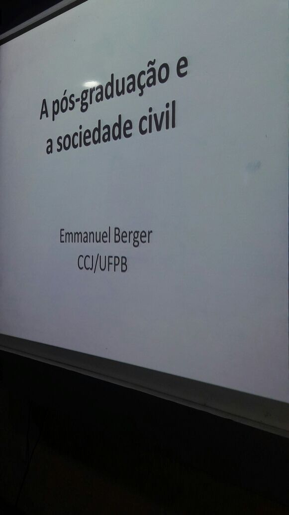 Promove a 1ª roda de diálogos “A Pós-Graduação em Ciências Jurídicas e a Sociedade Civil”
