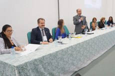 Professor Dr. João Euclides Braga em seu pronunciamento na solenidade de abertura do treinamento de Comitês de Ética em Pesquisa (CONEP) - Imagens Weltorres