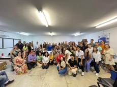Estudantes, professores e técnicos do curso de Gastronomia do CTDR da UFPB comemoram uma década de criação do bacharelado. Crédito: Pedro Paz