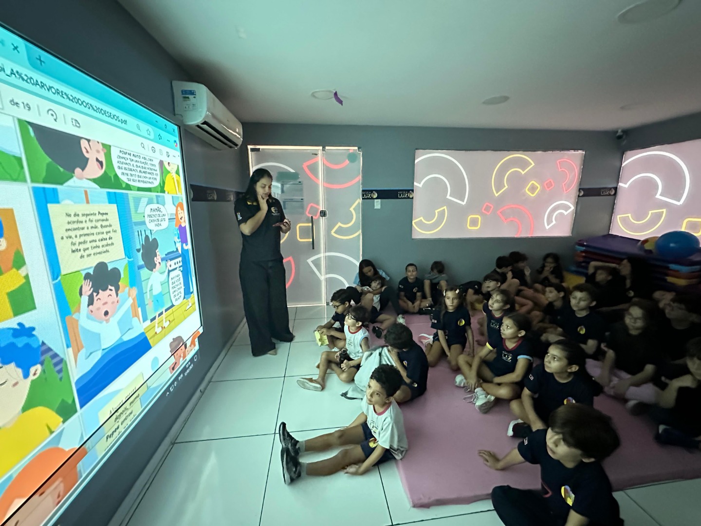AULA ESCOLA LUZ 2