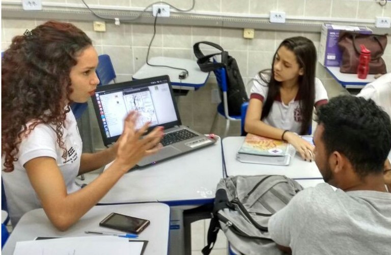Projeto estimula o envolvimento de meninas com as ciências exatas