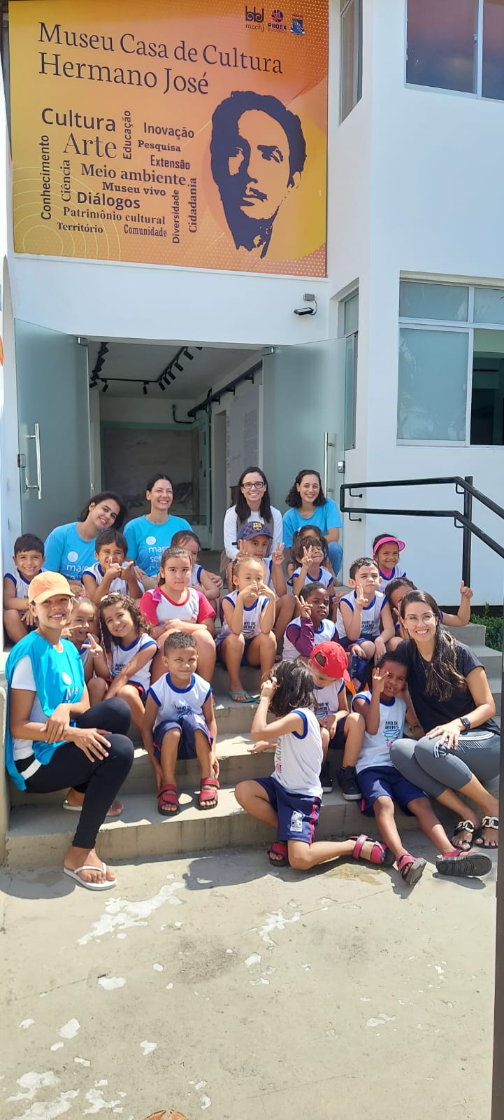 Estudantes da Escola Frei Albino.jpeg