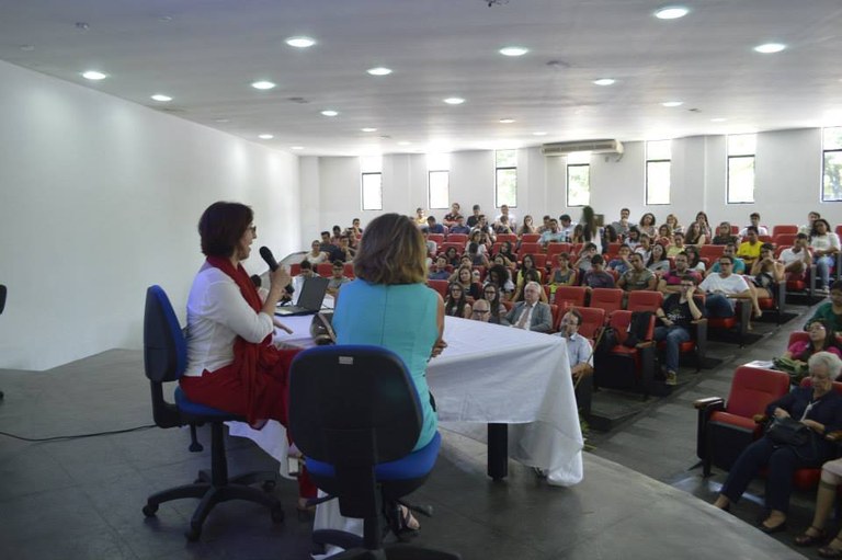 Lancamento do documentário: Mulher no curso de direito