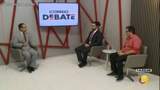 Da esq. para a dir.: Apresentador Hermes Luna; Aaron Campos; Prof. Marcel de Góis (DEP/UFPB)