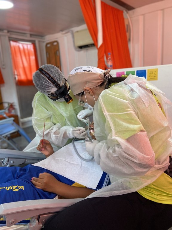Sorria Asas. Por Laíse Lima, em junho de 2023, em Puraquequara – Amazonas. Projeto Odonto em Campo. Sorria Asas. Por Laíse Lima, em junho de 2023, em Puraquequara – Amazonas. Projeto Odonto em Campo.