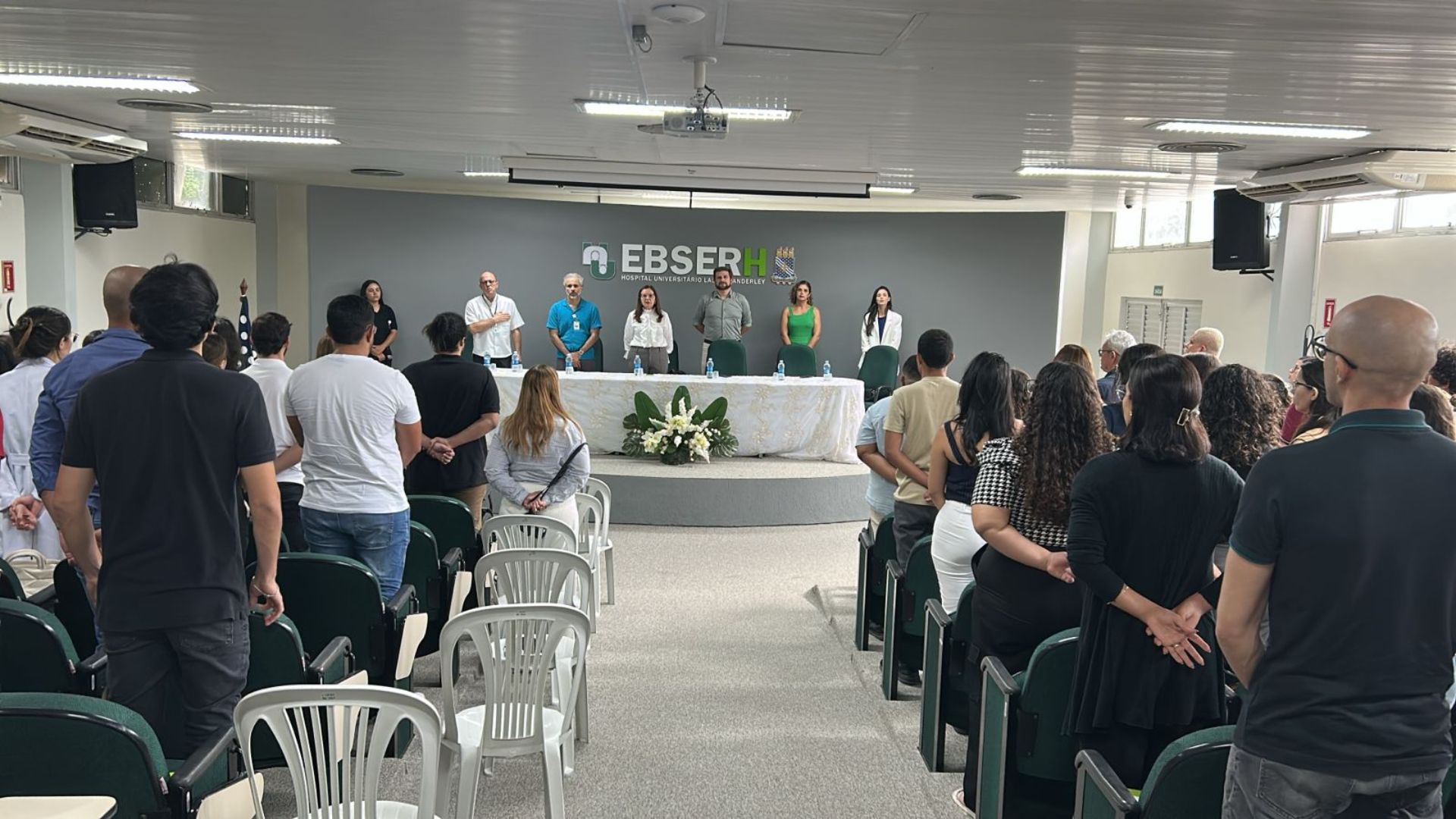 Reitora da UFPB participa de solenidade de acolhimento dos novos residentes do Hospital Universitário