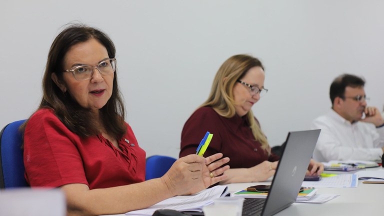 Reunião na UFPB discute projeto orçamentário para o próximo ano