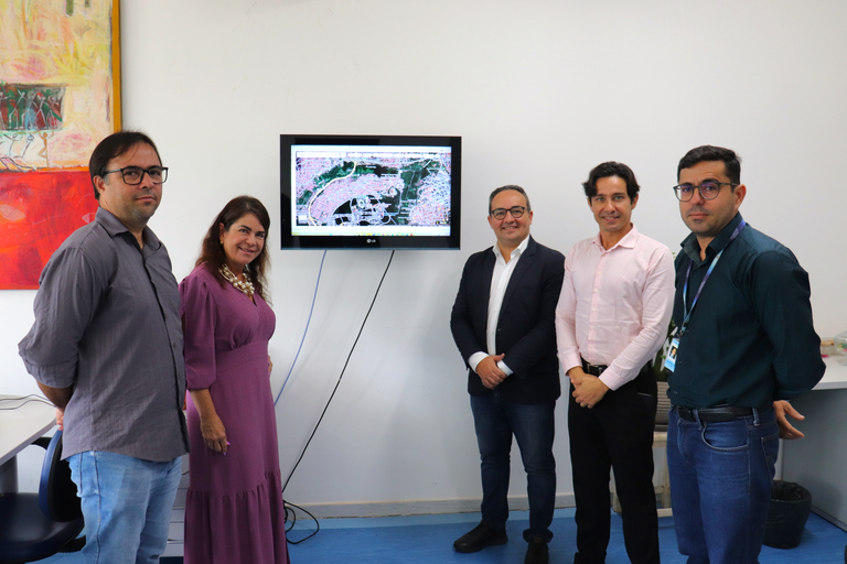 VICE-REITORA DA UFPB RECEBE VISITA DO SUPERINTENDENTE DE MOBILIDADE DE JOÃO PESSOA PARA TRATAR DO TRÂNSITO NOS ARREDORES DO CAMPUS I VICE-REITORA DA UFPB RECEBE VISITA DO SUPERINTENDENTE DE MOBILIDADE DE JOÃO PESSOA PARA TRATAR DO TRÂNSITO NOS ARREDORES DO CAMPUS I