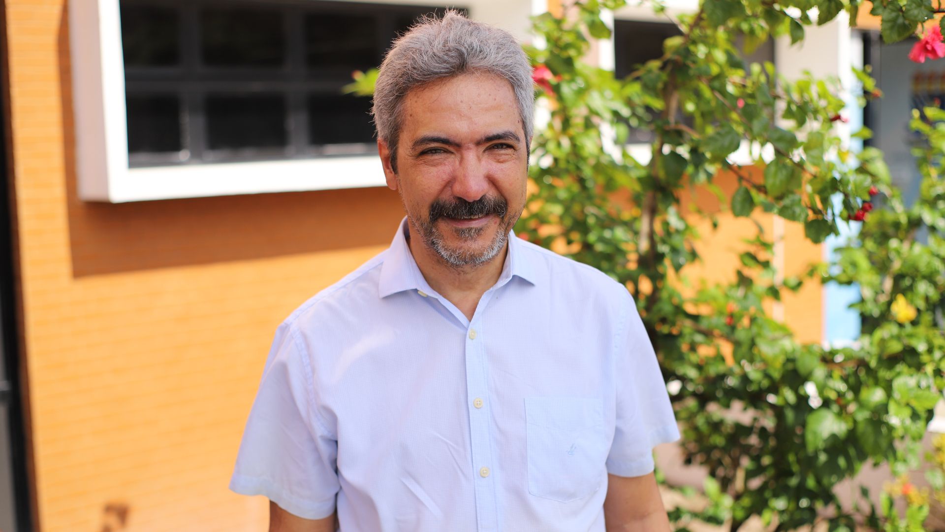 Precariedade e falsa autonomia: o que pesquisas da UFPB dizem sobre o trabalho de entregadores por aplicativo