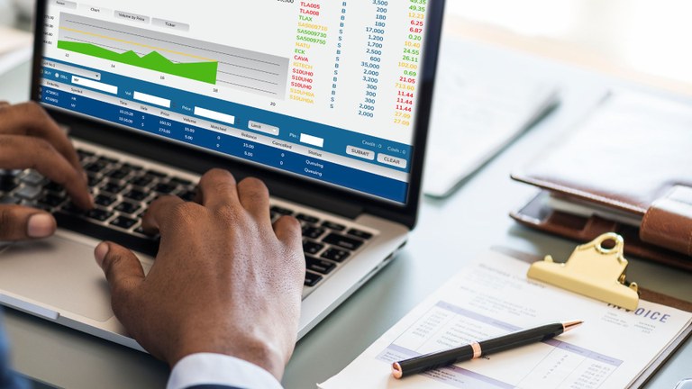 Campus III da UFPB realiza 1º Summit de Investimentos com lançamento de livro