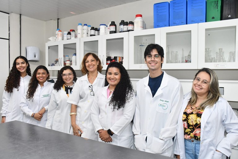 Pesquisa da UFPB em colaboração com a ABRACE aponta benefícios do óleo à base de Cannabis no tratamento da hipertensão Selecione o idioma Pesquisa da UFPB em colaboração com a ABRACE aponta benefícios do óleo à base de Cannabis no tratamento da hipertensão Selecione o idioma