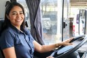 PRIMEIRA MULHER MOTORISTA DO QUADRO TERCEIRIZADO DA UFPB ASSUME DIREÇÃO DE ÔNIBUS CIRCULAR