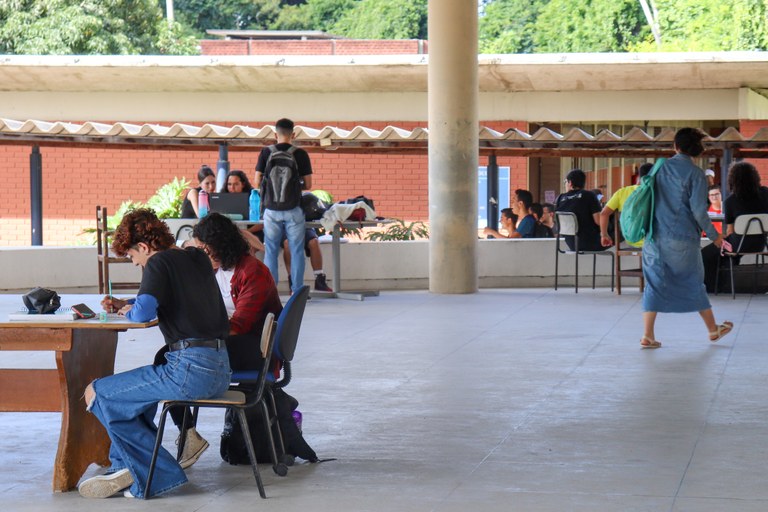 PROGRAMA MAI DAI OFERTA BOLSAS DE PÓS-GRADUAÇÃO NA UFPB