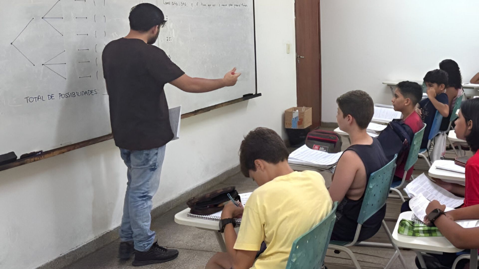 Projeto da UFPB oferta treinamento a alunos de escolas municipais para participação em olimpíadas de matemática