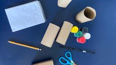 O projeto "Brinquedo Azul" atua no Vale do Mamanguape, no Litoral Norte paraibano, com aproximadamente 30 crianças autistas. Materiais em formas orgânicas e geométricas incentivam coordenação psicomotora. Crédito: Departamento de Design-CCAE