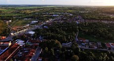 As 12 cidades do Litoral Norte paraibano possuem aproximadamente 151 mil habitantes. Cerca de 22 mil indígenas Potiguara vivem em áreas de proteção ambiental da região e precisam de ações específicas por causa de particularidades étnicas, econômicas e culturais. Crédito: R’Drone/Reprodução