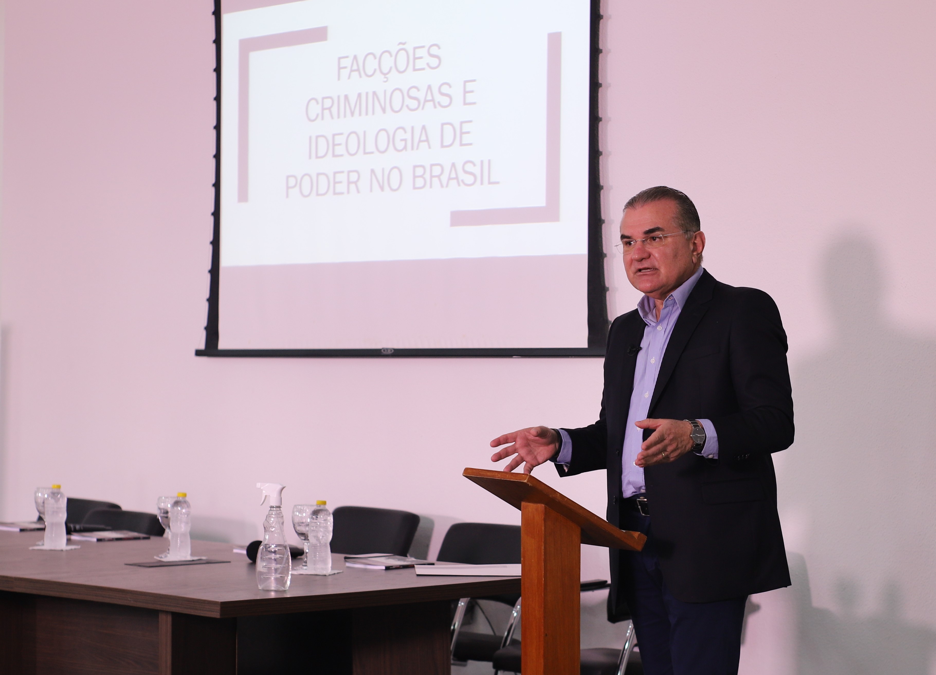 PROFESSOR DA UFPB DESTACA PAPEL DA EDUCAÇÃO NO COMBATE ÀS FACÇÕES CRIMINOSAS NO BRASIL Foto: Divulgação