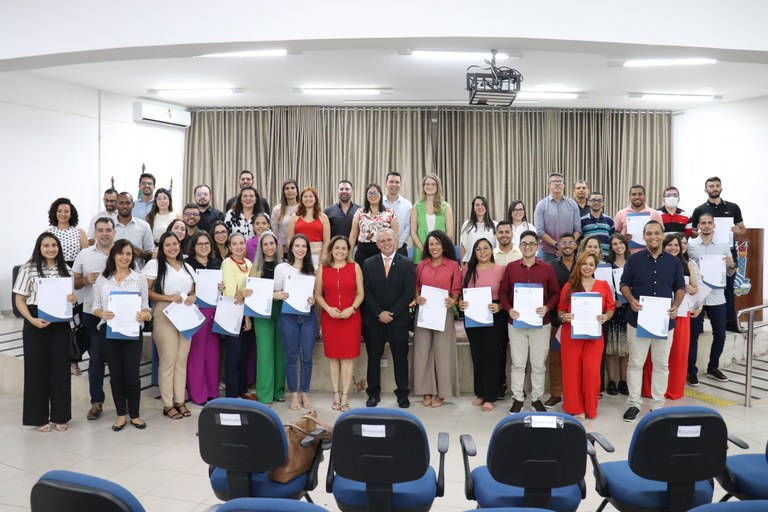 UFPB DÁ POSSE A 43 NOVOS SERVIDORES TÉCNICO-ADMINISTRATIVOS E ANUNCIA NOVIDADES SOBRE NOVO CONCURSO PARA A CARREIRA UFPB DÁ POSSE A 43 NOVOS SERVIDORES TÉCNICO-ADMINISTRATIVOS E ANUNCIA NOVIDADES SOBRE NOVO CONCURSO PARA A CARREIRA
