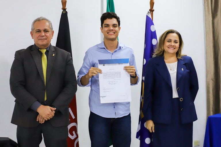 UFPB PUBLICA NOMEAÇÕES DE 100 NOVOS SERVIDORES PARA O CARGO DE ASSISTENTE EM ADMINISTRAÇÃO